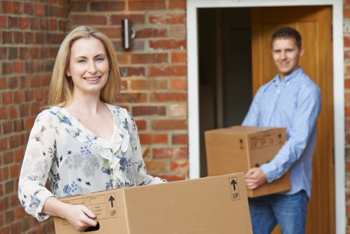Apartment building moving access in Switzerland with local removal support