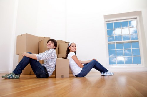 Removal truck loading and transport support in Switzerland